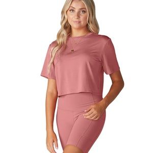 TAVI Crop Tee *BNWT*